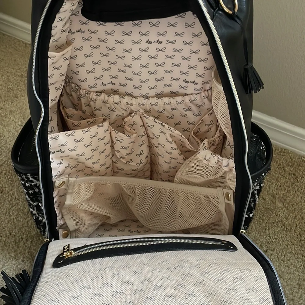 Itzy Ritzy Black and White Tweed Convertible Diaper Backpack - Picture 2 of 4